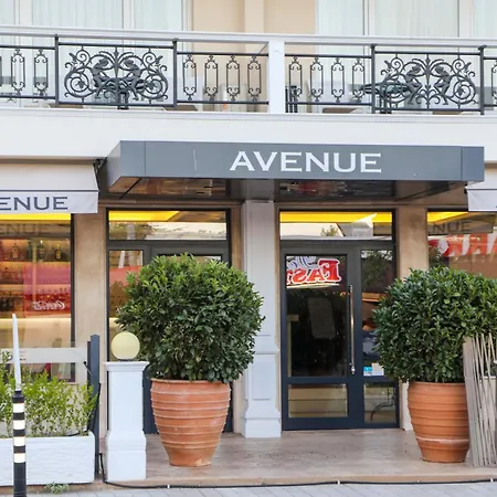Avenue 2*