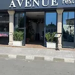 Avenue Szálloda